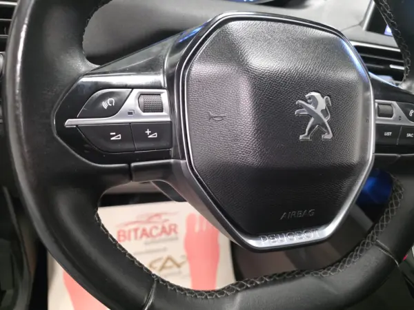 Peugeot 3008 1.5 BLUEHDI ACTIVE 109