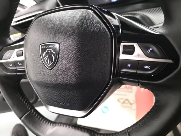 Peugeot 208 ALLURE 88
