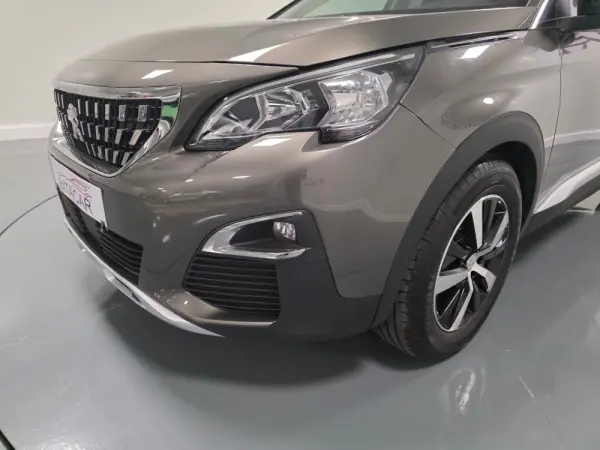 Peugeot 3008 1.5 BLUEHDI ACTIVE 11