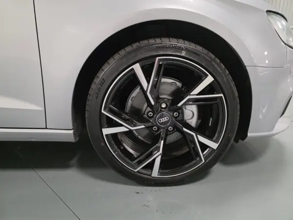 Audi A3 Sportback 1.6 TDI Design 4