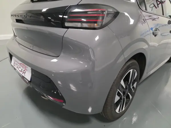 Peugeot 208 ALLURE 27