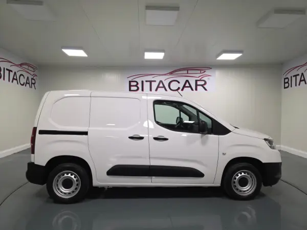 Toyota Proace CITY 1.5D IVA DEDUTIVEL 31