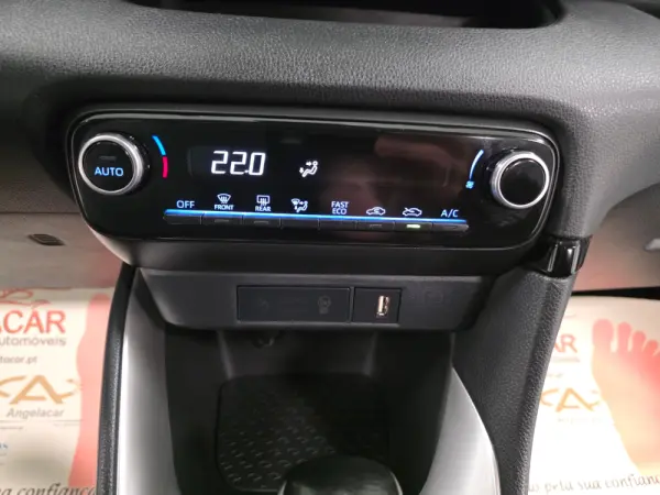 Toyota Yaris 1.5 HDF EXCLUSIVE 119