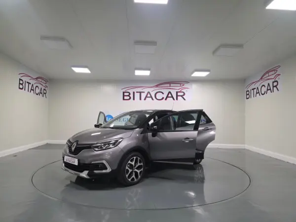 Renault Captur 1.5 DCI EXCLUSIVE 25