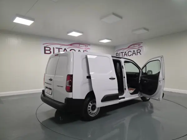 Peugeot Partner 1.5 BLUEHDI 100CV LONGA CAMARA TRASEIRA 74