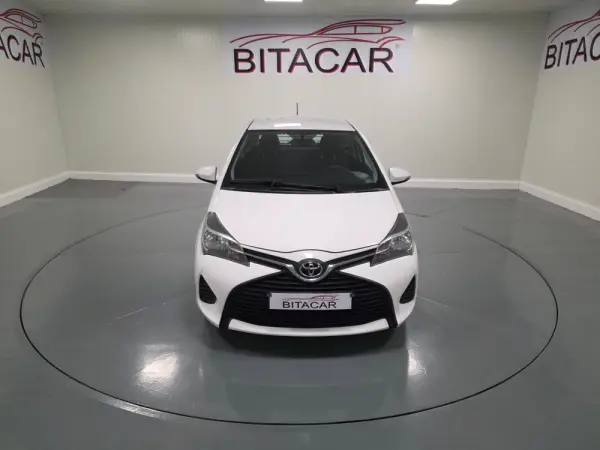Toyota Yaris BIZZ 1.4 D-4D 90CV IVA DEDUTIVEL 7