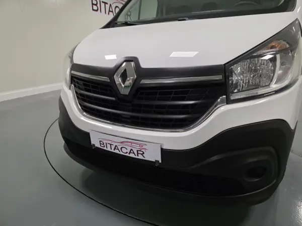 Renault Trafic 2.0 DCI L1H1 120CV IVA DEDUTIVEL 8