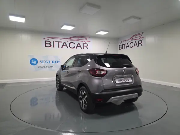 Renault Captur 1.5 DCI EXCLUSIVE 32