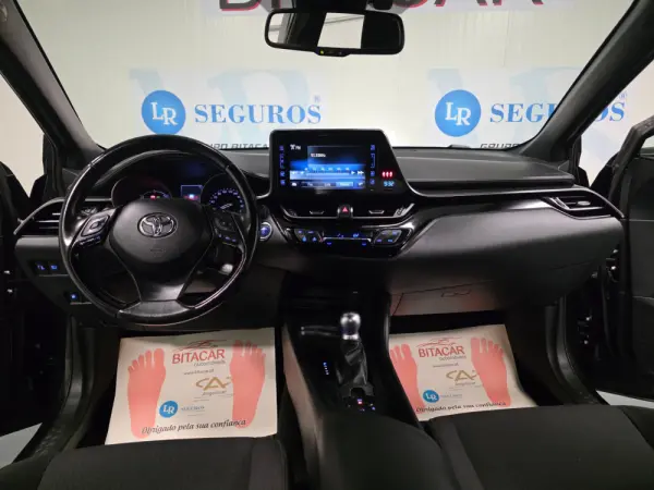 Toyota C-HR 1.8 HSD CONFORT 111