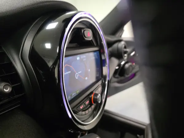 MINI 3 Portas Cooper D 113