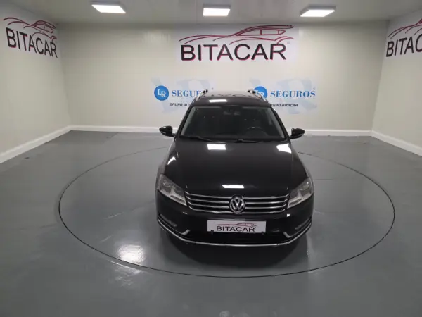 Volkswagen Passat 1.6 TDI Confortline 8