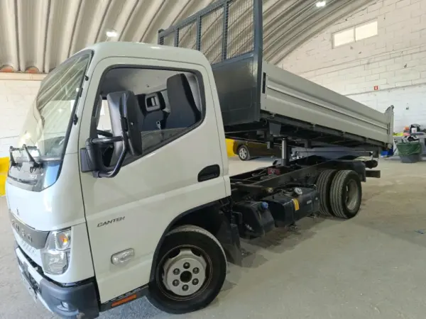 Mitsubishi Fuso Canter 3S13 FEA01CL4SE BASCULANTE IVA DEDUTIVEL 1