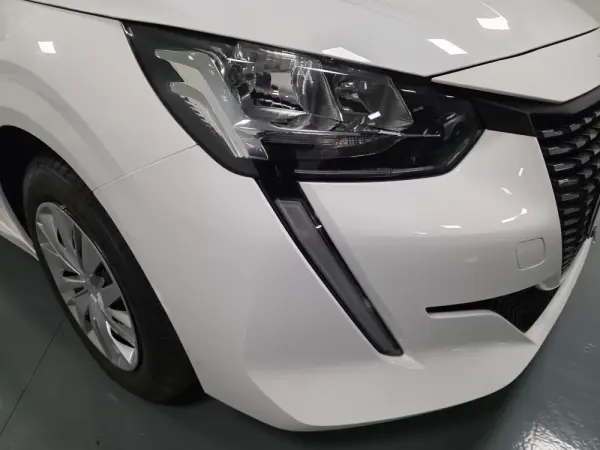 Peugeot 208 1.2 ACTIVE 5