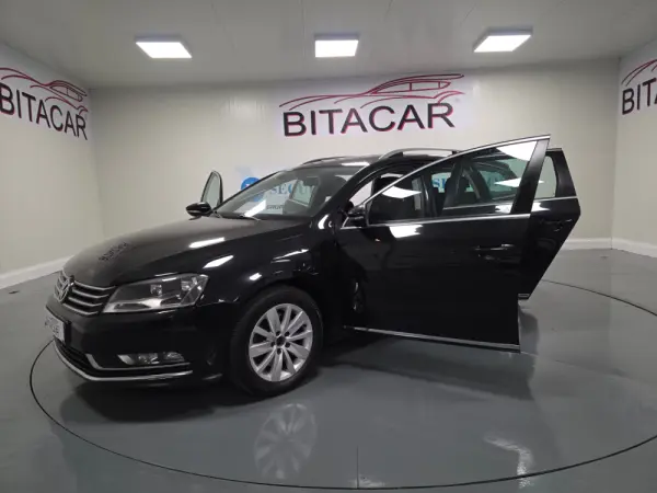 Volkswagen Passat 1.6 TDI Confortline 35
