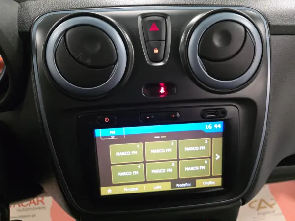 Dacia Lodgy 1.5 dCi Stepway 7L 104
