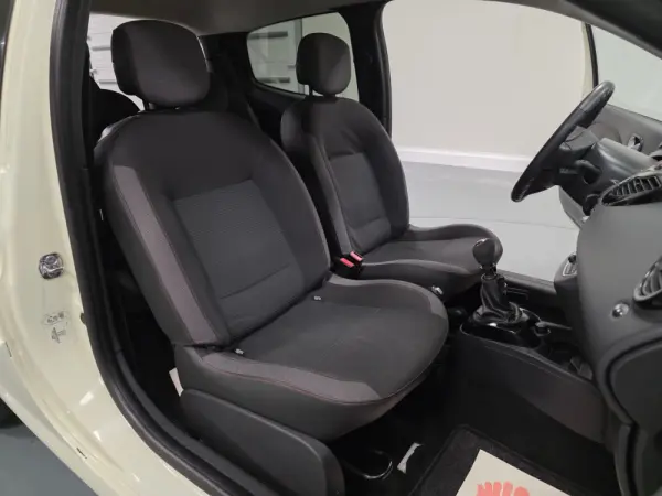 Renault Twingo 1.2 16V Dynamique 47