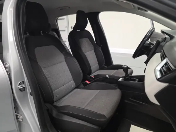 Renault Clio 1.0 TCE LIMITED 80