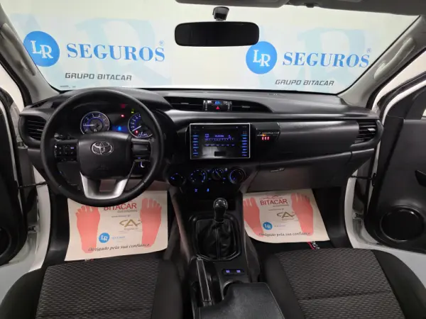 Toyota Hilux 2.4 D-4D 4WD CD CH 114