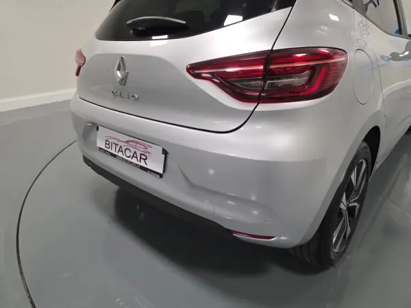 Renault Clio 1.0 TCE LIMITED 48