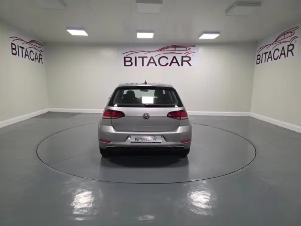 Volkswagen Golf 1.6 TDI CONFORTLINE 30