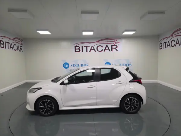 Toyota Yaris 1.5 HDF EXCLUSIVE 16
