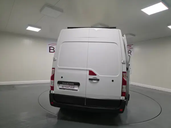 Renault Master 2.3 dCi L2H2 3.5T 55