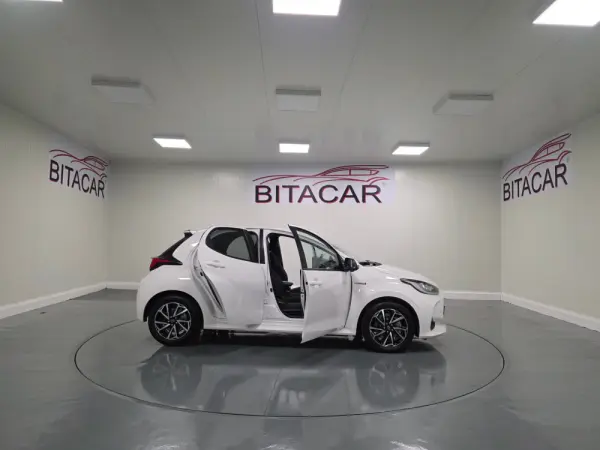 Toyota Yaris 1.5 HDF EXCLUSIVE 59