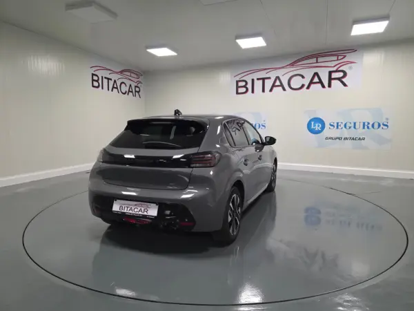 Peugeot 208 ALLURE 29
