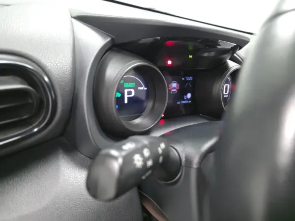 Toyota Yaris 1.5 HDF EXCLUSIVE 103