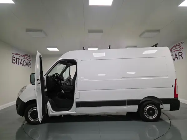 Renault Master 2.3 dCi L2H2 3.5T 39