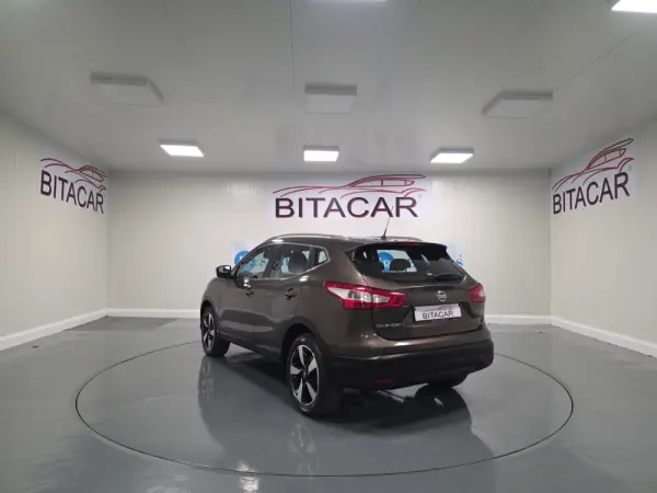 Nissan Qashqai 1.5 dCi N-Connecta Led 24