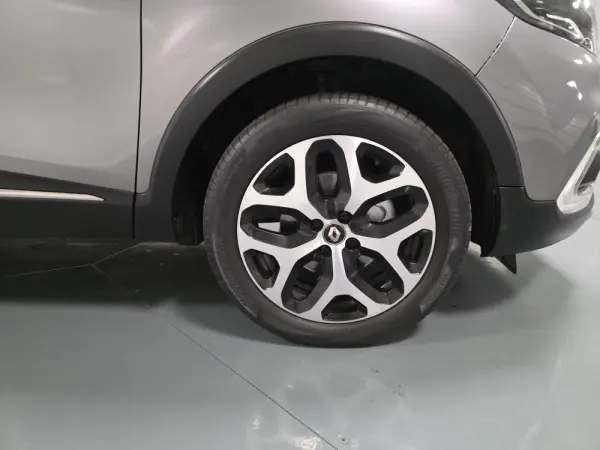 Renault Captur 1.5 DCI EXCLUSIVE 4