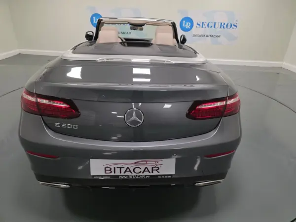 Mercedes-Benz E 300 AMG CABRIO 34