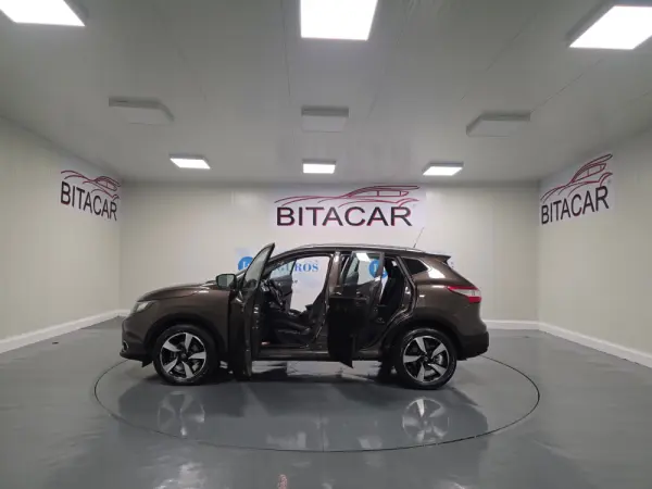 Nissan Qashqai 1.5 dCi N-Connecta Led 42