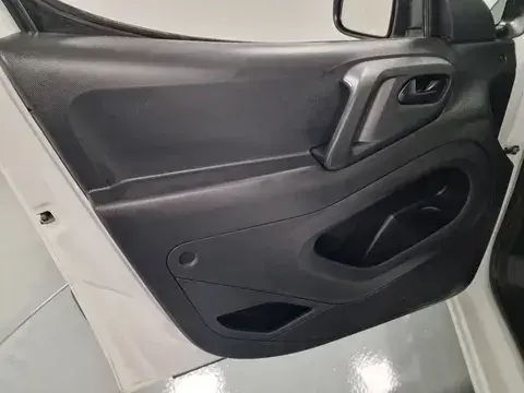 Peugeot Partner 1.6 BlueHDi Confort 46