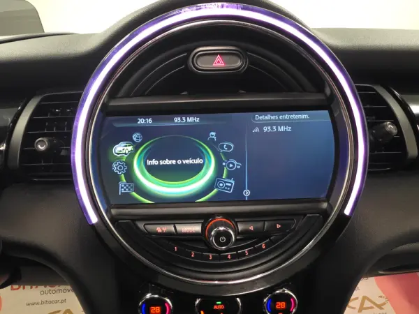 MINI 3 Portas Cooper D 94