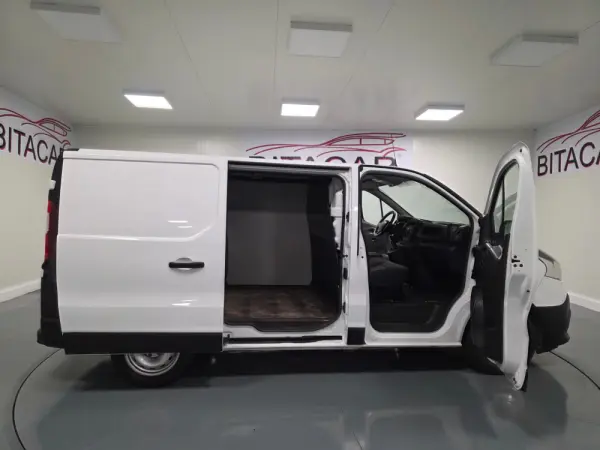 Renault Trafic 2.0 DCI L1H1 120CV IVA DEDUTIVEL 41