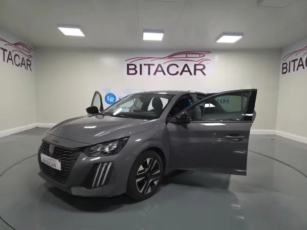 Peugeot 208 ALLURE 41