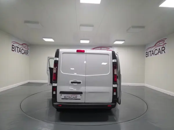 Renault Trafic 2.0 DCI L1H1 120CV IVA DEDUTIVEL 32