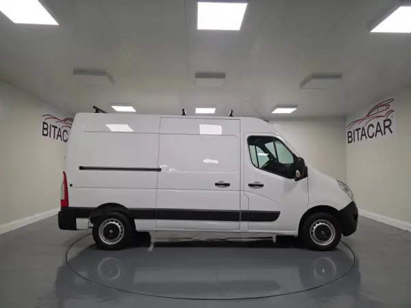 Renault Master 2.3 dCi L2H2 3.5T 35