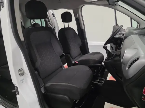 Peugeot Partner TEPEE 1.6 BLUEHDI 5 LUGARES 68