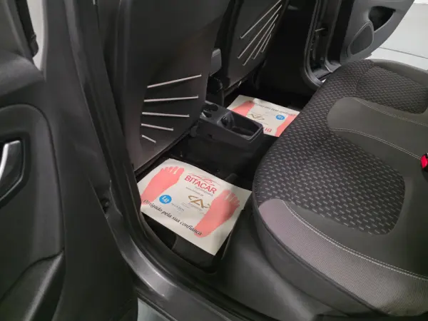 Renault Captur 1.5 DCI EXCLUSIVE 71