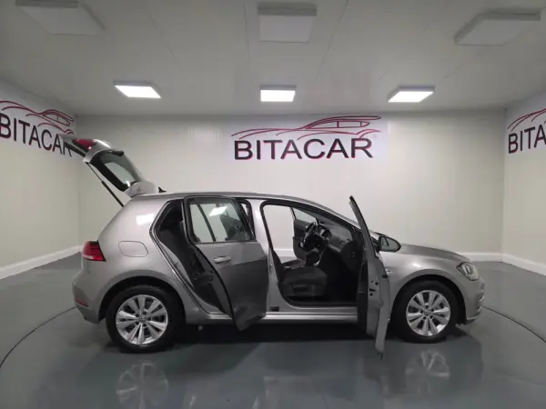 Volkswagen Golf 1.6 TDI CONFORTLINE 55