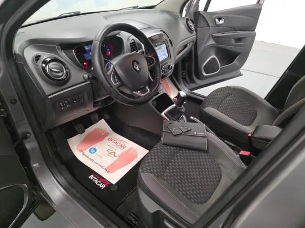 Renault Captur 1.5 DCI EXCLUSIVE 99
