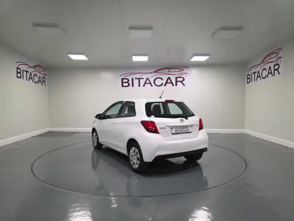 Toyota Yaris BIZZ 1.4 D-4D 90CV IVA DEDUTIVEL 25