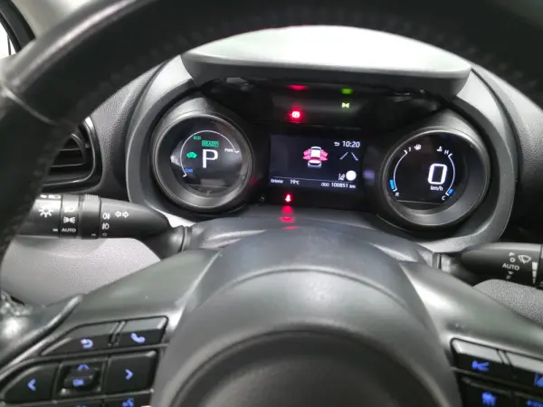 Toyota Yaris 1.5 HDF EXCLUSIVE 102