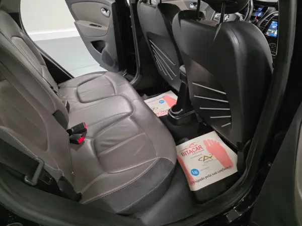 Renault Captur 1.5 dCi Exclusive 61