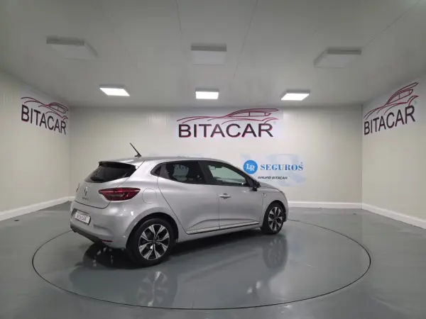 Renault Clio 1.0 TCE LIMITED 53