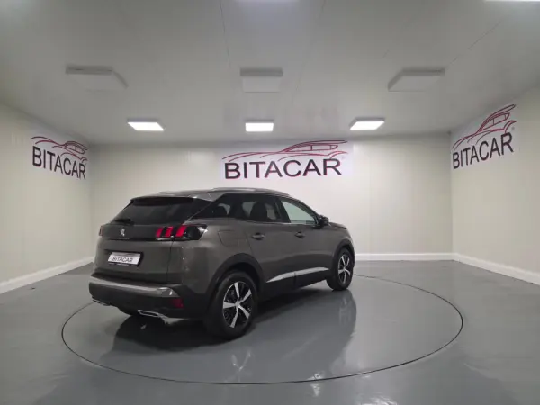 Peugeot 3008 1.5 BLUEHDI ACTIVE 53