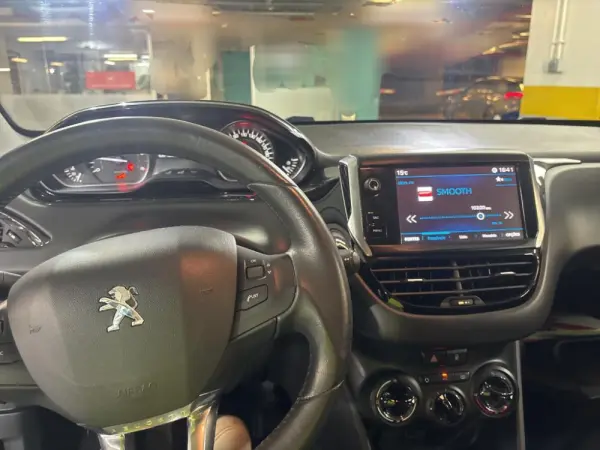 Peugeot 208 1.6 BlueHDi Active 7